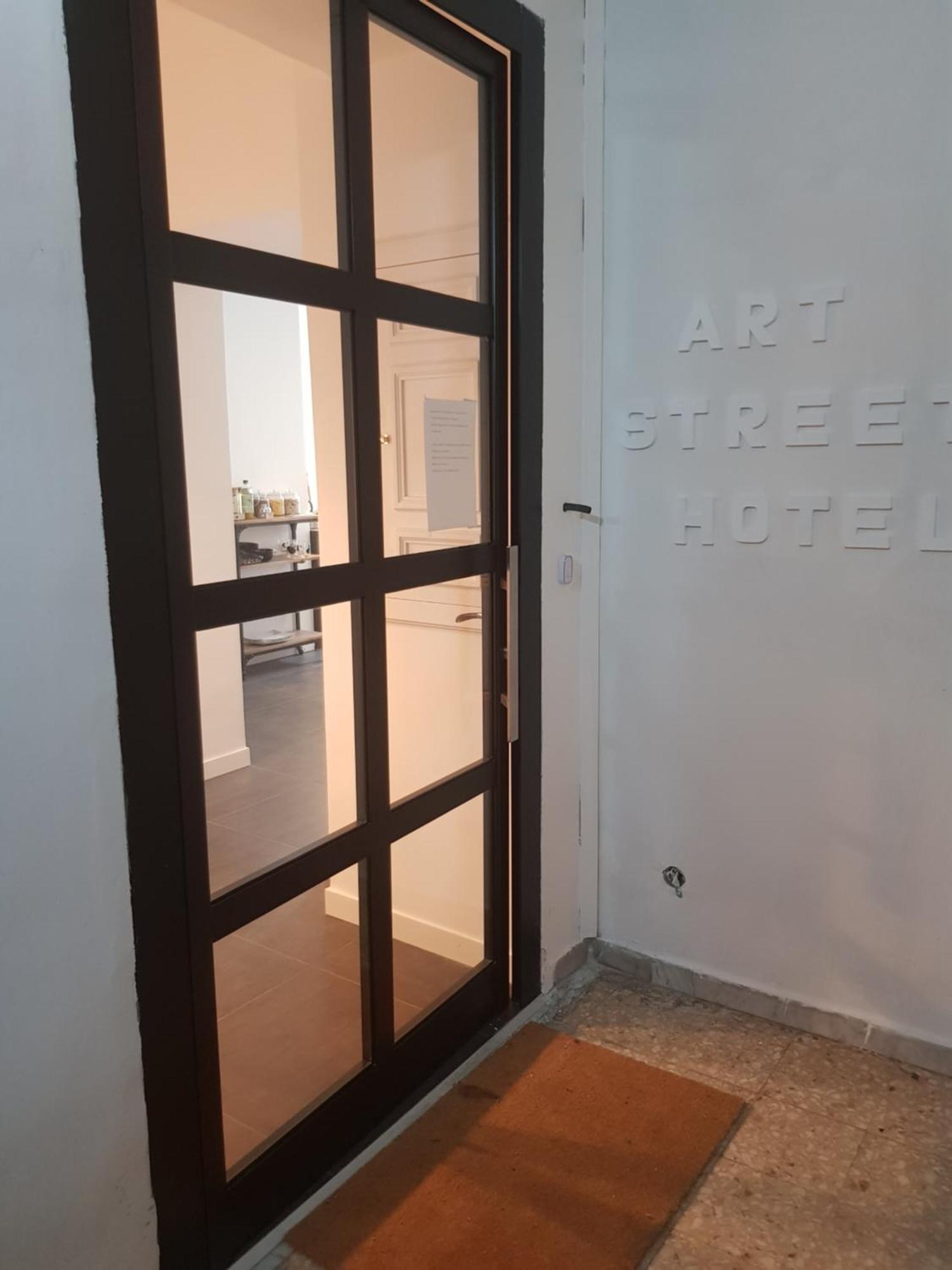Art Street Hotel Neapel Exteriör bild